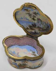 A 19thC Viennese enamel patch box, of shaped form, decorated with figures of courting couple in... - 2