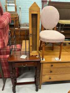 Sundry furniture, a mahogany finish side table, with frieze drawer, spoonback chair with...