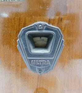 A mid 20thC walnut cased Ultra radio, on squat feet, 46cm high. WARNING! This lot contains... - 6