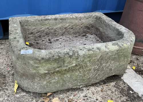A D end stone garden trough.