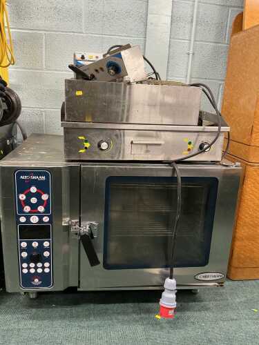 V - An Alto-Shaam Combitherm catering convection combi unit, and a counter top deep fat fryer. Note:...
