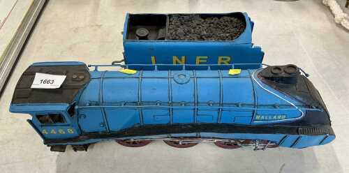 A model of the Mallard train and tender, in blue numbered 4468.