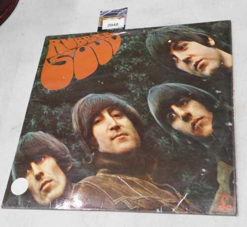 A record, The Beatles, Rubber Soul, 33rpm, Parlophone, Mono, in outer cover with sleeve,...