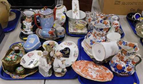 Various ornaments and effects, 19thC and others, to include Meiji period Japanese Imari plate,...