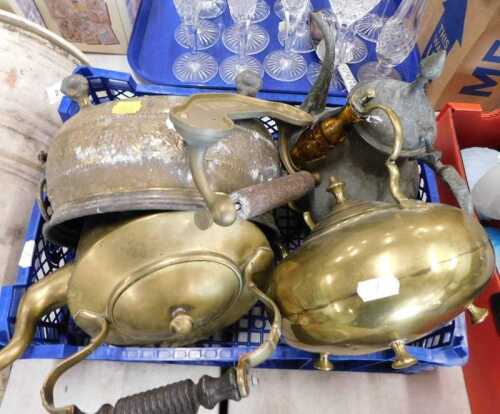 Various brassware, early 20thC cauldron, Eastern style kettle, copper kettle, and another. (1...