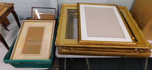 Various picture frames. (a quantity)