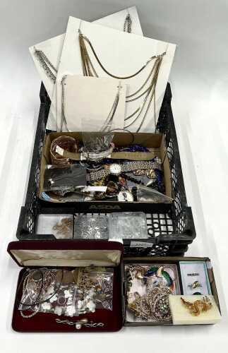 Various costume jewellery and effects, wristwatches, bangles, bracelets, etc. (a quantity)