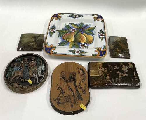 Various treen, plaques, boxes etc. (one box)