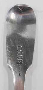 A set of nine William IV Irish silver table spoons, plain Fiddle pattern, by Philip Weekes,... - 3