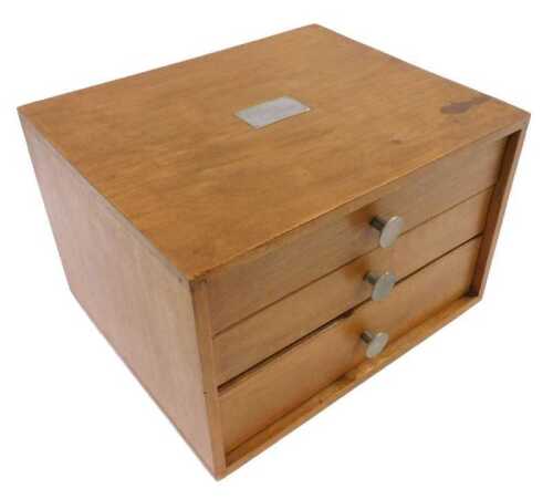 Withdrawn pre-sale by vendor. A Gero-zilver Gero cased canteen of cutlery, with shaped handles,...