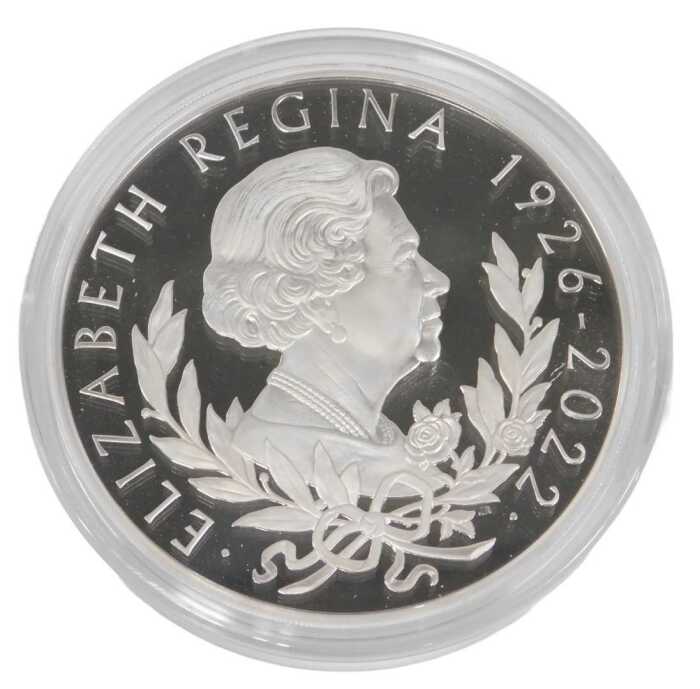A Her Majesty Queen Elizabeth II 2022 one kilogram Royal Mint fine silver proof coin, in capsule,...