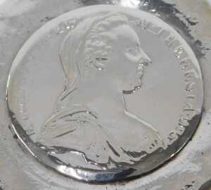 Four silver dishes, inset with European coins, to include Theresa style, unmarked white metal,... - 5