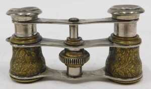 A Victorian silver cream jug, with flared rim, acanthus leaf ear handle, bulbous, repousse... - 2