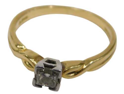 An 18ct gold diamond single stone dress ring, set with square cut diamond, 4mm x 4mm x 3.6mm, in...