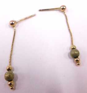 A brooch and pair of earrings, comprising a circular leaf and seed pearl bi-colour brooch,... - 2
