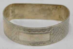 Various napkin rings, a chased example, another plain, a D end example, Birmingham 1948, 5cm... - 12