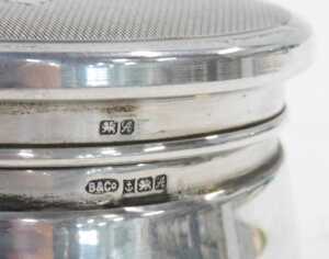 An Elizabeth II dressing table jar, in the Edwardian style, with engine turned hinged lid,... - 3