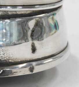 An Elizabeth II dressing table jar, in the Edwardian style, with engine turned hinged lid,... - 5