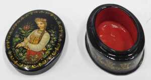 A 20thC Dumont French enamel porcelain miniature perfume bottle box, of rectangular form,... - 6