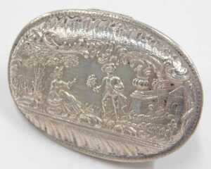 A Continental miniature hen model ornament, with a hinged lid revealing a shallow plain interior,... - 3