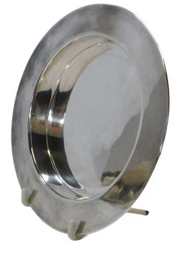 A George V silver Asprey of London dish, Birmingham 1925, 6.30oz, 15.7cm diameter.