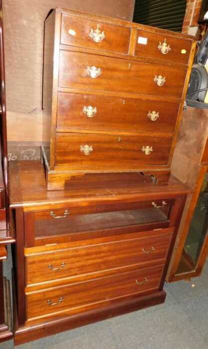 A mahogany chest of drawers on bracket feet.