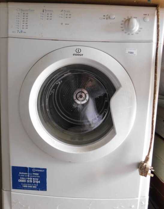 An Indesit tumble dryer, 7kg B class, in white.
