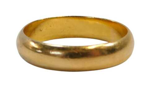 A 22ct gold wedding band, of plain design, 5mm width, maker SH, Birmingham 1945, ring size Q, 5.7g.