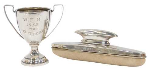 A George V silver Art Deco nail buffer, with inverted handle, by Goldsmith & Silversmith's...