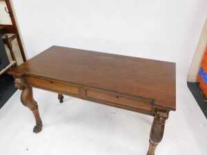A fine Regency mahogany serving table in the manner of George Smith, with a decoratively figured... - 2