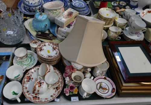 Ceramics, including a Royal Albert part tea service, Crown China part teawares, other part...