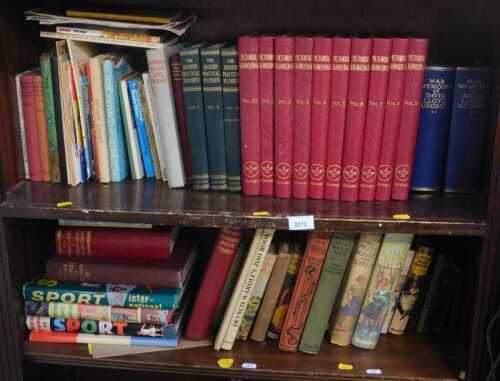 Books, to include Pictorial Knowledge, War Memories of David Lloyd George, The Modern Practical...