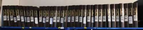Books, a large collection of Engineering in Miniature, in folders.