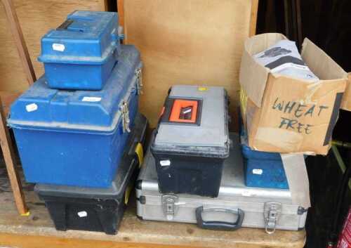 Toolboxes and tools, to include three large toolboxes, one aluminium toolbox, and three small...