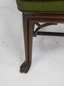 A late 18thC mahogany cockpen chair, in the Chinese Chippendale style, with solid frame, drop in... - 3