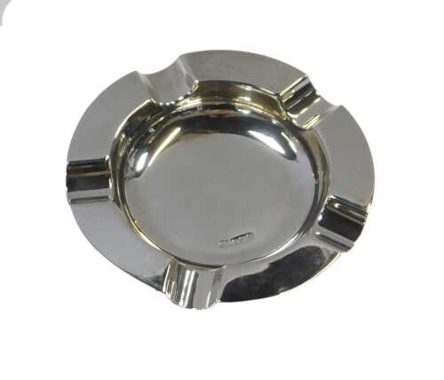 A George VI silver ashtray, of plain form, Sheffield 1937, 3.04oz, 13cm diameter.