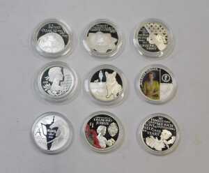 Twenty-one Royal Mint silver commemorative coins, to celebrate the Queen's Jubilee, comprising a... - 2