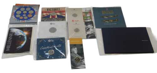 Commemorative coinage, including a Royal Mint Making Peace &pound;5 coin, a Dame Vera Lynn 2022 UK &pound;2...