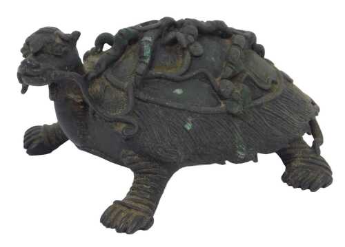 A Chinese Qing Dynasty Feng Shui bronze turtle, lacking stork surmount, 12.5cm long, 6.5cm high.