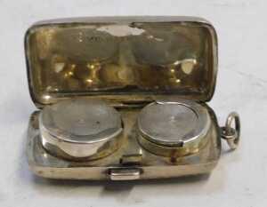 A George V engraved silver Vesta case, decorated with scrolls, Birmingham 1918, 0.93oz, 5cm x 4cm. - 3
