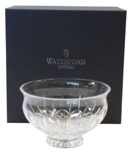 A Waterford crystal Lismore pattern bowl, raised on a circular foot, 20cm diameter, boxed.