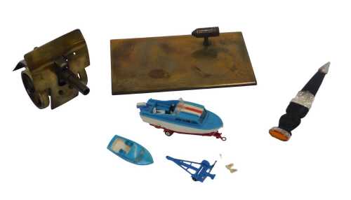 Miscellaneous items, comprising a Corgi Toys Dolphin 20 Cruiser, on Wincheon trailer, 104, boxed,...