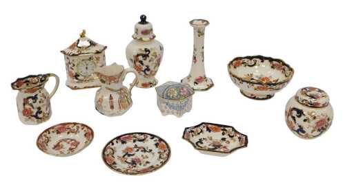 A group of Masons ironstone Mandalay pattern wares, to include a jar and cover, 25cm high, a...