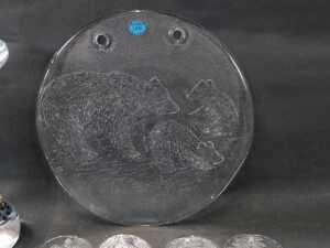 A group of Scandinavian glassware, comprising a Meri Lasi glass roundel impressed with a bear... - 3