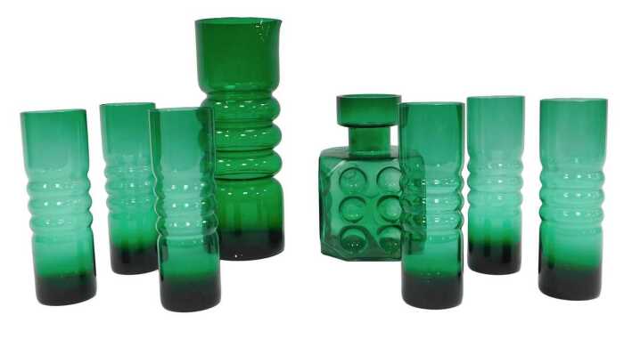 An Erkkitapio Sirroinen for Riihimaen Lasi green glass dice vase, 18cm high, together with a...