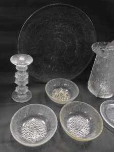 A group of Scandinavian clear glassware, including a Timo Sarpaneva vase, 21cm high, a Littala... - 2