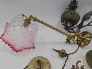 A group of brass and other oil lamp brackets, to include a brass example with a spirally turned... - 3