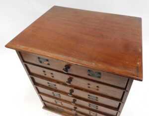 An early 20thC mahogany and oak tabletop office cabinet, with six oak-fronted drawers with... - 2