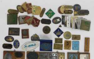 A collection of canal boat racing festival and other plaques, some loose and others mounted. - 3