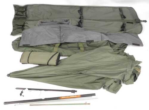 A Nash H-Gun brolly and Daiwa D-Carp 12ft 6" rod holdall. (2)